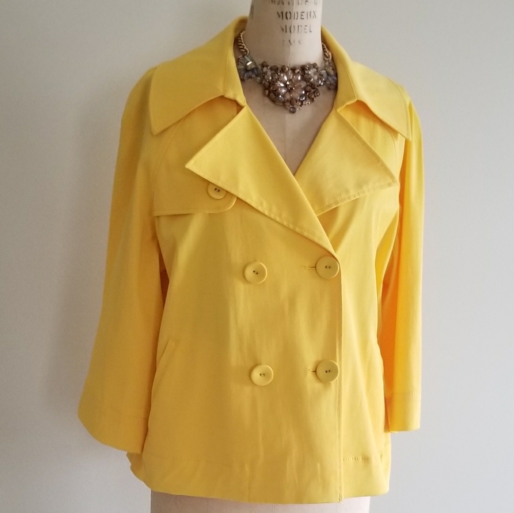 NWOT Bright yellow short trench jacket
